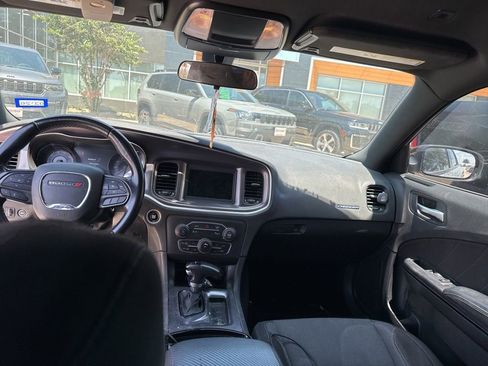 Used 2022 Dodge Charger SXT w/ Blacktop Package RWD image 23