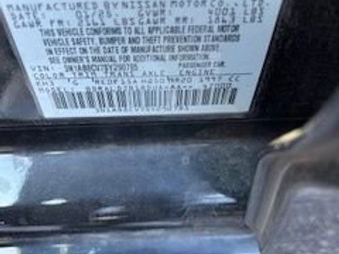 Used 2025 Nissan Sentra SV image 18