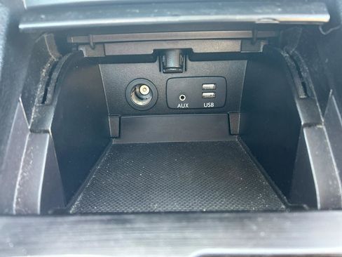 Used 2016 Subaru Outback 2.5i Limited image 17