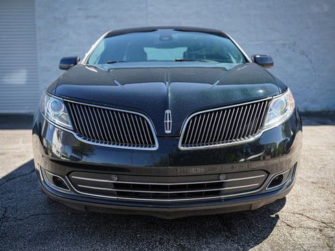Used 2014 Lincoln MKS image 5