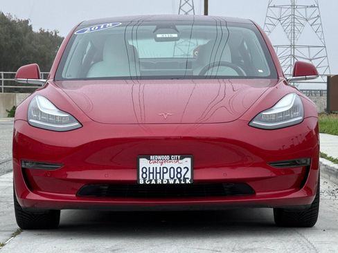 Used 2018 Tesla Model 3 Long Range AWD/4WD image 9