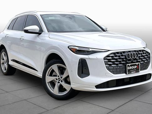 New 2026 Audi Q5 Premium AWD/4WD image 2