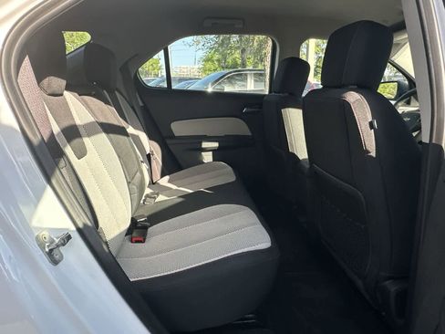 Used 2017 Chevrolet Equinox LS image 16