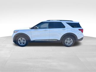 Used 2021 Ford Explorer XLT RWD video 2