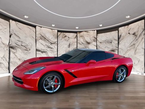Used 2015 Chevrolet Corvette Stingray Coupe RWD image 1