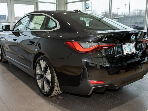 New 2026 BMW i4 xDrive40i w/ Premium Package AWD/4WD image 4
