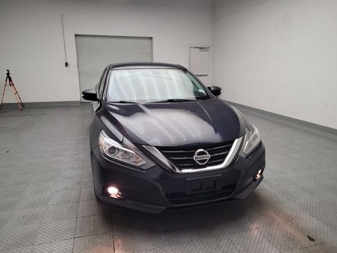 Used 2018 Nissan Altima 2.5 SL FWD image 14