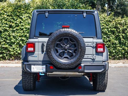 Used 2023 Jeep Wrangler Unlimited AWD/4WD image 5