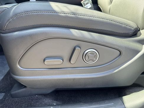 New 2026 Hyundai Palisade Limited image 30