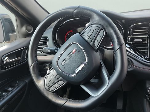 Used 2025 Dodge Durango GT w/ Blacktop Package AWD/4WD image 18