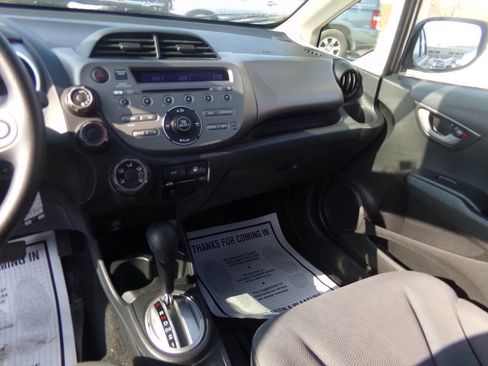 Used 2013 Honda Fit image 21