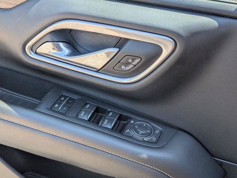 Used 2021 Chevrolet Tahoe Premier RWD image 19