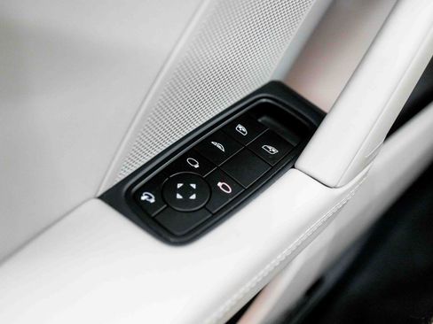 Used 2025 Porsche 911 Carrera S RWD image 75