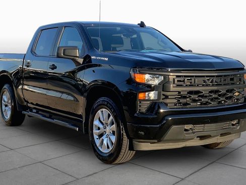 Used 2024 Chevrolet Silverado 1500 Custom AWD/4WD image 3