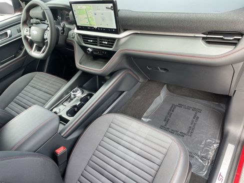 New 2026 Ford Explorer ST-Line w/ ST-Line Street Pack RWD image 14