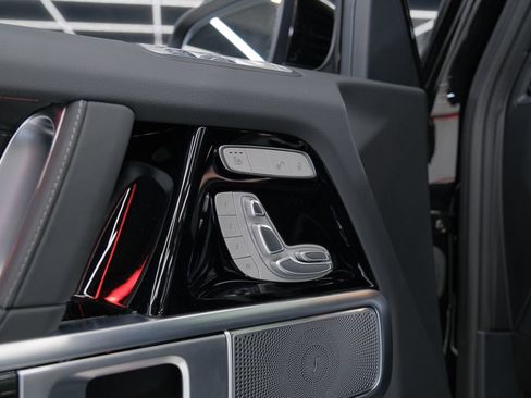 Used 2026 Mercedes-Benz G 63 AMG 4MATIC image 38