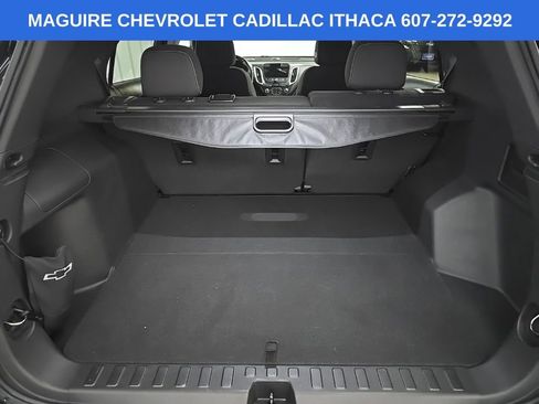 Used 2022 Chevrolet Equinox LT AWD/4WD image 11