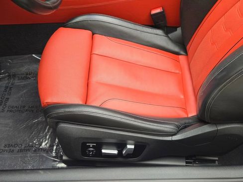 Used 2021 BMW M850i xDrive Convertible w/ Driving Assistance Package image 30