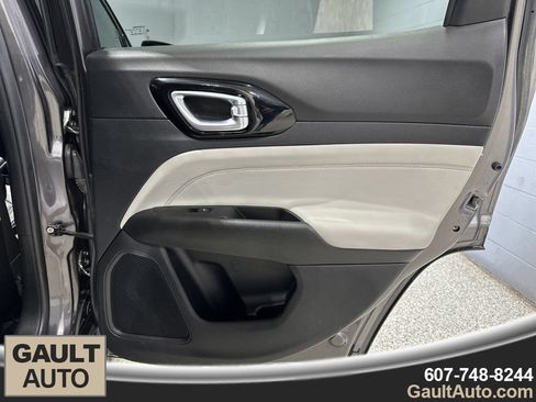 Used 2022 Jeep Compass Limited AWD/4WD image 18