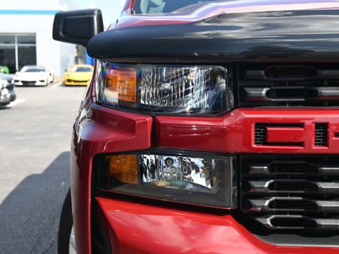 Used 2020 Chevrolet Silverado 1500 Custom w/ Custom Value Package image 23