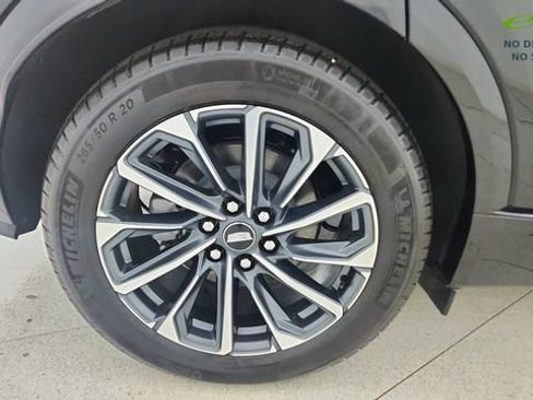 Used 2025 Cadillac Lyriq Sport AWD/4WD image 60