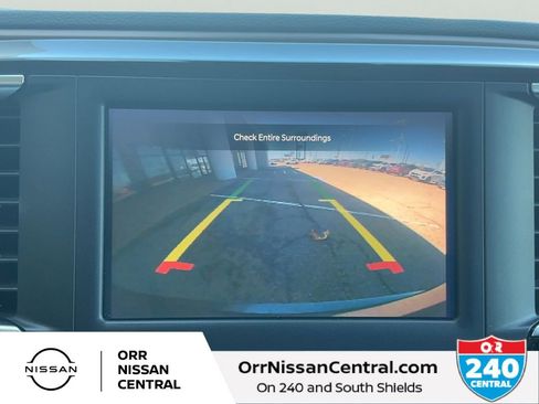 Used 2023 Chrysler Voyager LX FWD image 25
