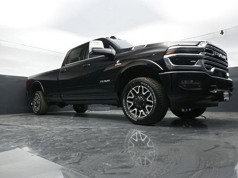 New 2026 RAM 2500 Limited AWD/4WD image 36