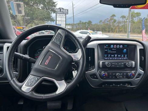 Used 2017 GMC Sierra 1500 SLT w/ SLT Preferred Package image 14
