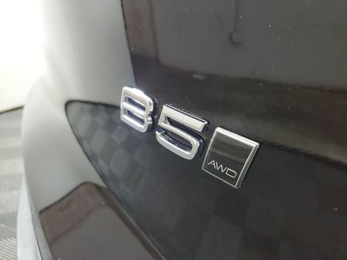 Used 2025 Volvo XC40 B5 Ultra w/ Protection Package AWD/4WD image 9