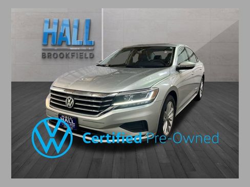 Certified 2020 Volkswagen Passat 2.0T SE w/ Sunroof Package FWD image 1