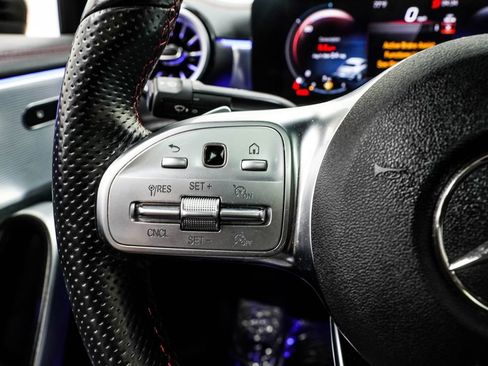 Used 2022 Mercedes-Benz CLA 250 image 40
