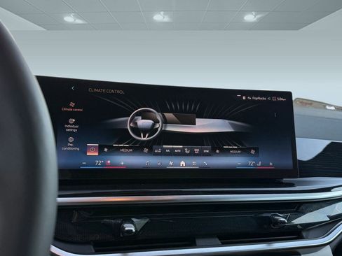 New 2026 BMW X5 xDrive40i w/ M Sport Package image 27