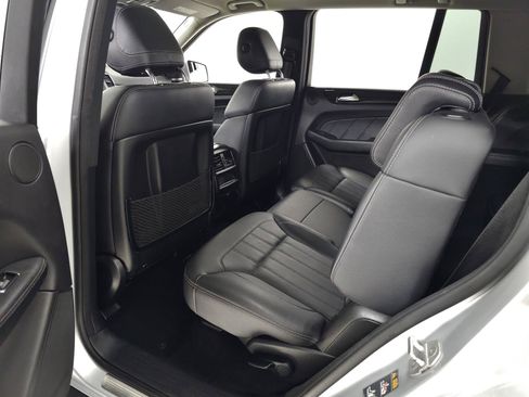 Used 2016 Mercedes-Benz GL 450 4MATIC image 33