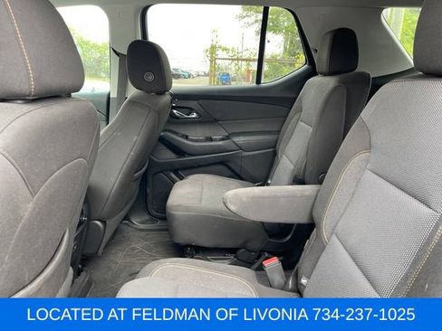 Used 2020 Chevrolet Traverse LT w/ Driver Confidence II Package AWD/4WD image 9