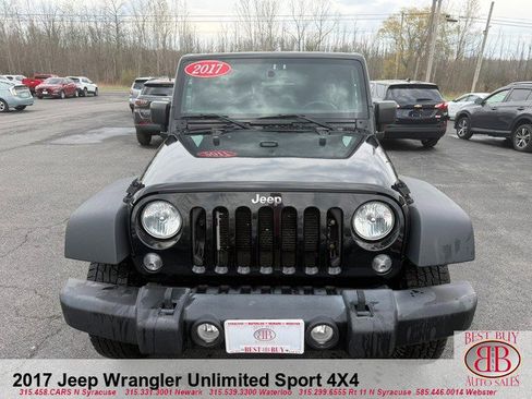 Used 2017 Jeep Wrangler Unlimited Sport w/ Quick Order Package 24S AWD/4WD image 8