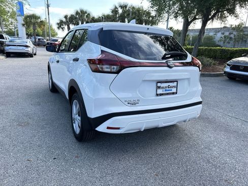 Used 2025 Nissan Kicks Play S FWD image 4