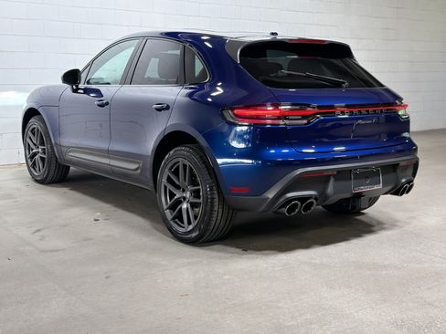 Certified 2026 Porsche Macan Turbo AWD/4WD image 3