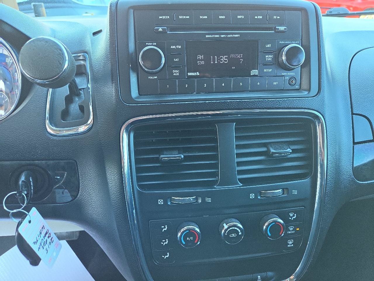 Used 2015 Dodge Grand Caravan American Value Package FWD image 16