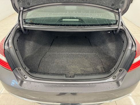 Used 2017 Honda Accord LX image 7