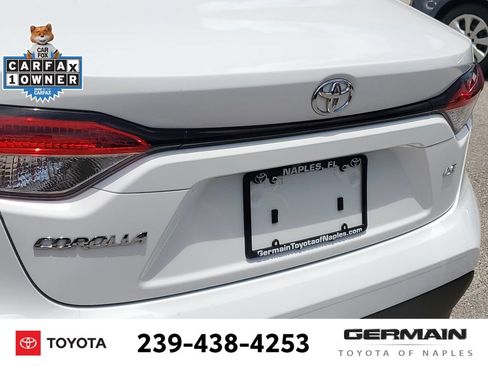 Used 2025 Toyota Corolla LE FWD image 17