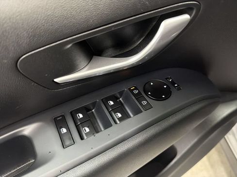 Used 2025 Hyundai Tucson SEL FWD image 22