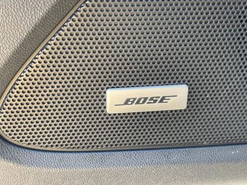 Used 2019 Chevrolet Equinox Premier image 30