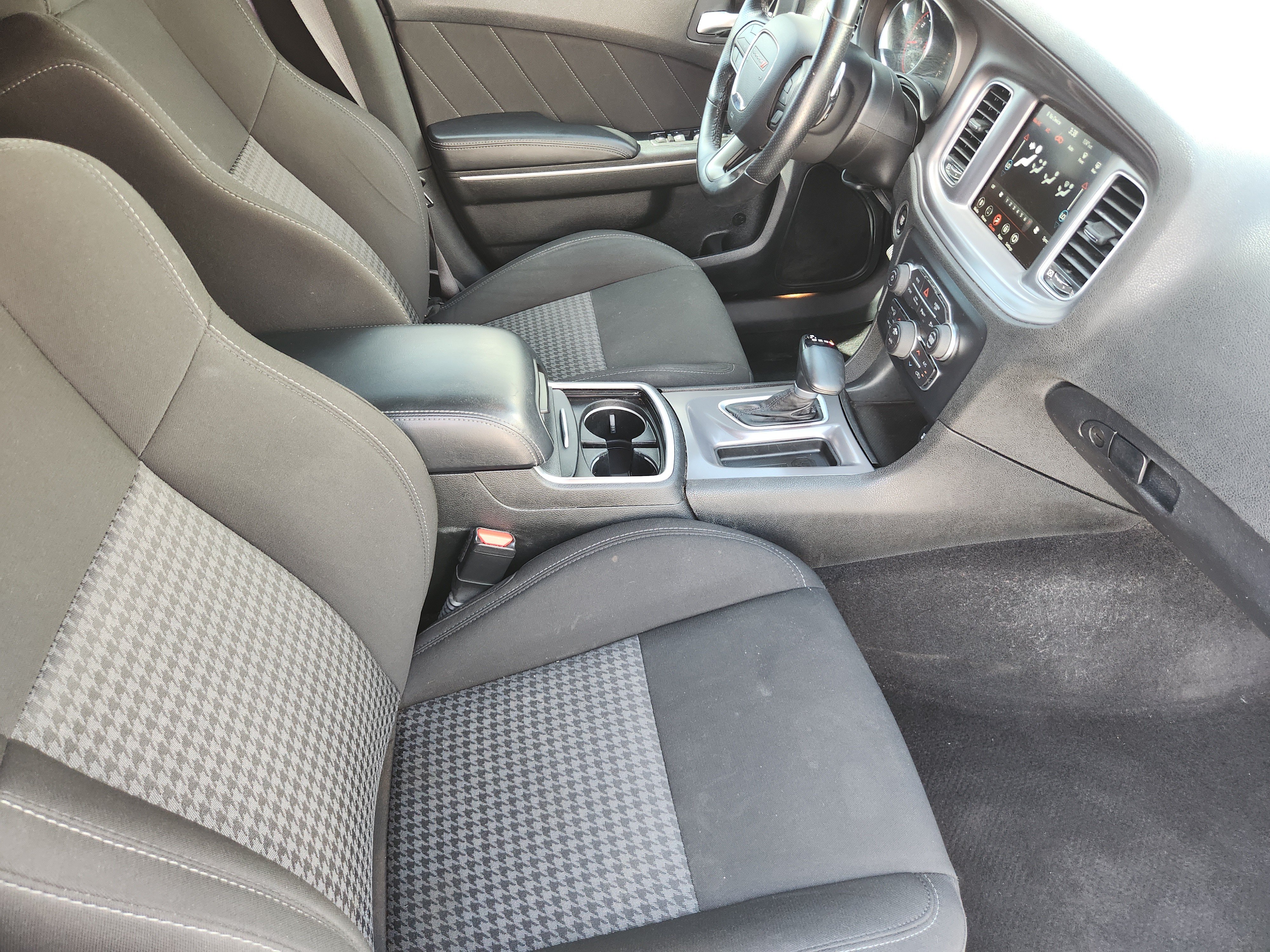 Used 2023 Dodge Charger R/T RWD image 16