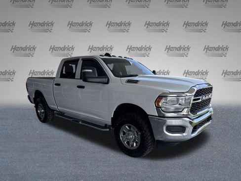 Used 2024 RAM 2500 Tradesman w/ Chrome Appearance Group AWD/4WD image 2