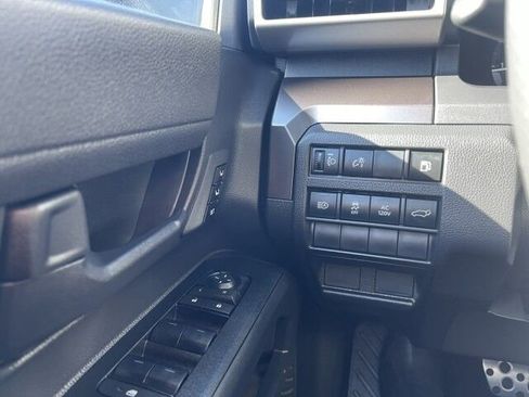 Used 2025 Toyota 4Runner TRD Sport Premium image 37