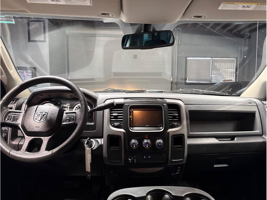 Used 2016 RAM 1500 ST w/ SXT Appearance Group RWD image 5