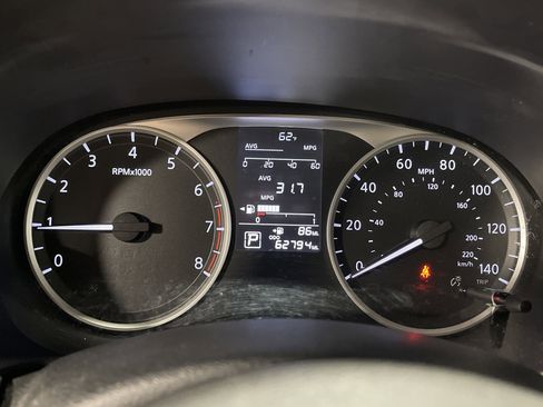 Used 2023 Nissan Kicks S image 21