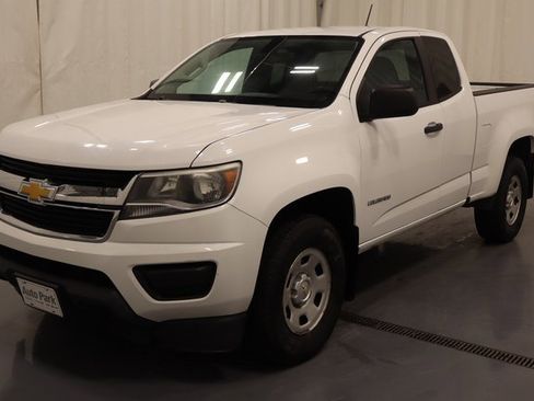Used 2016 Chevrolet Colorado W/T image 5