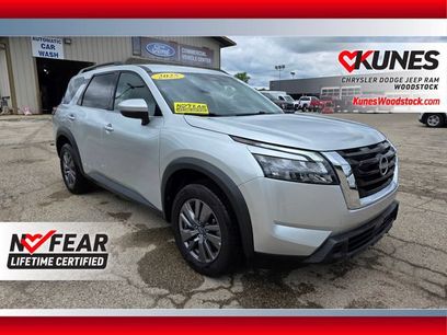 Used 2025 Nissan Pathfinder SV