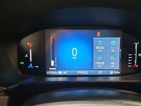 Used 2024 Ford Escape ST-Line Select w/ Class II Trailer Tow Package image 19